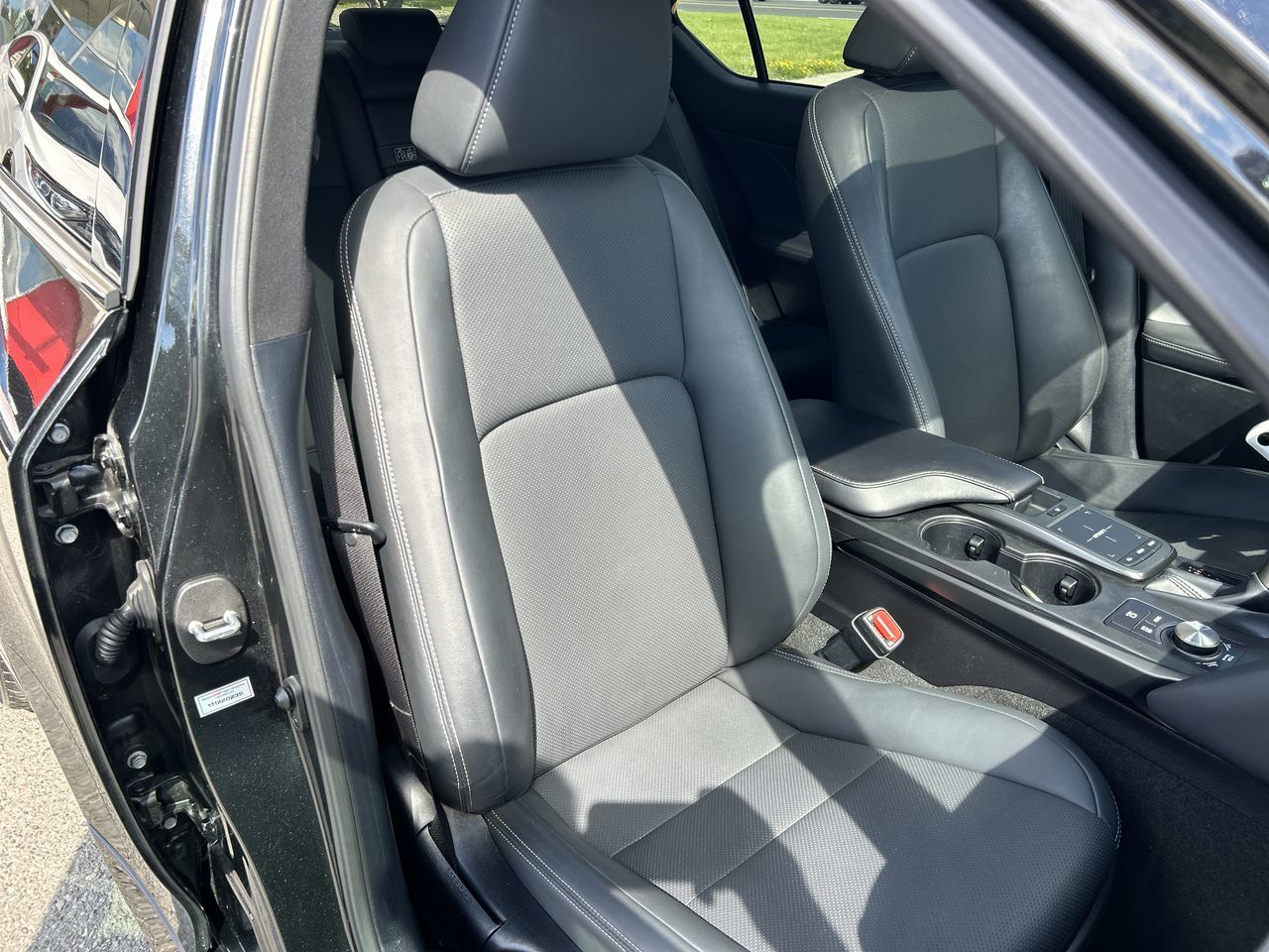 2023 Lexus IS