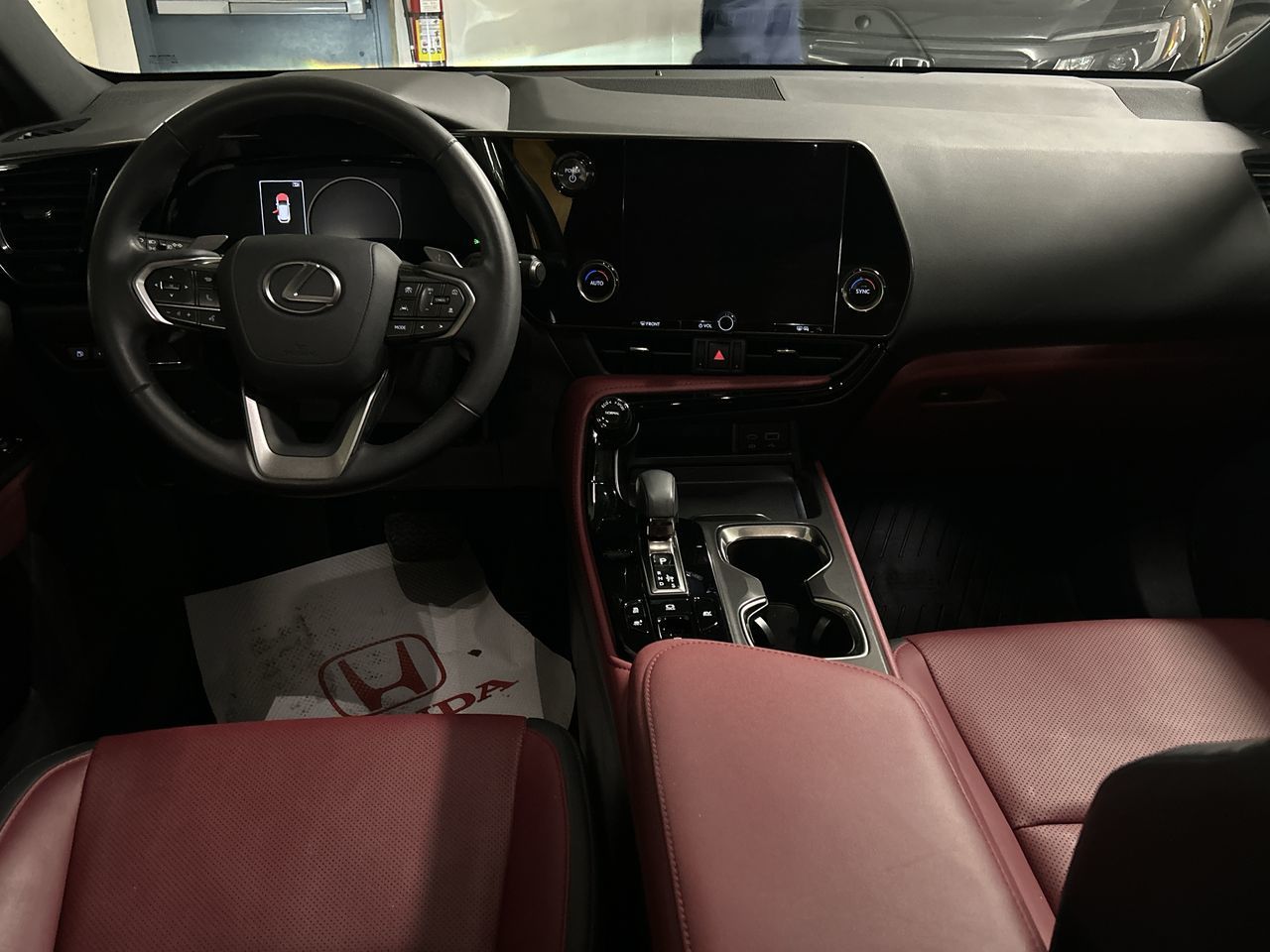 Lexus NXh  2025 à Markham, Ontario