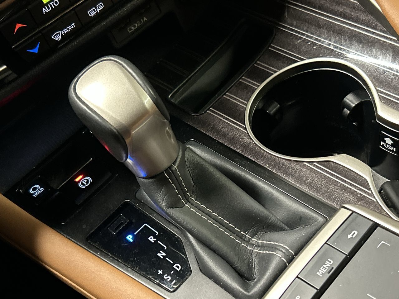 Lexus RXh  2022 à Markham, Ontario