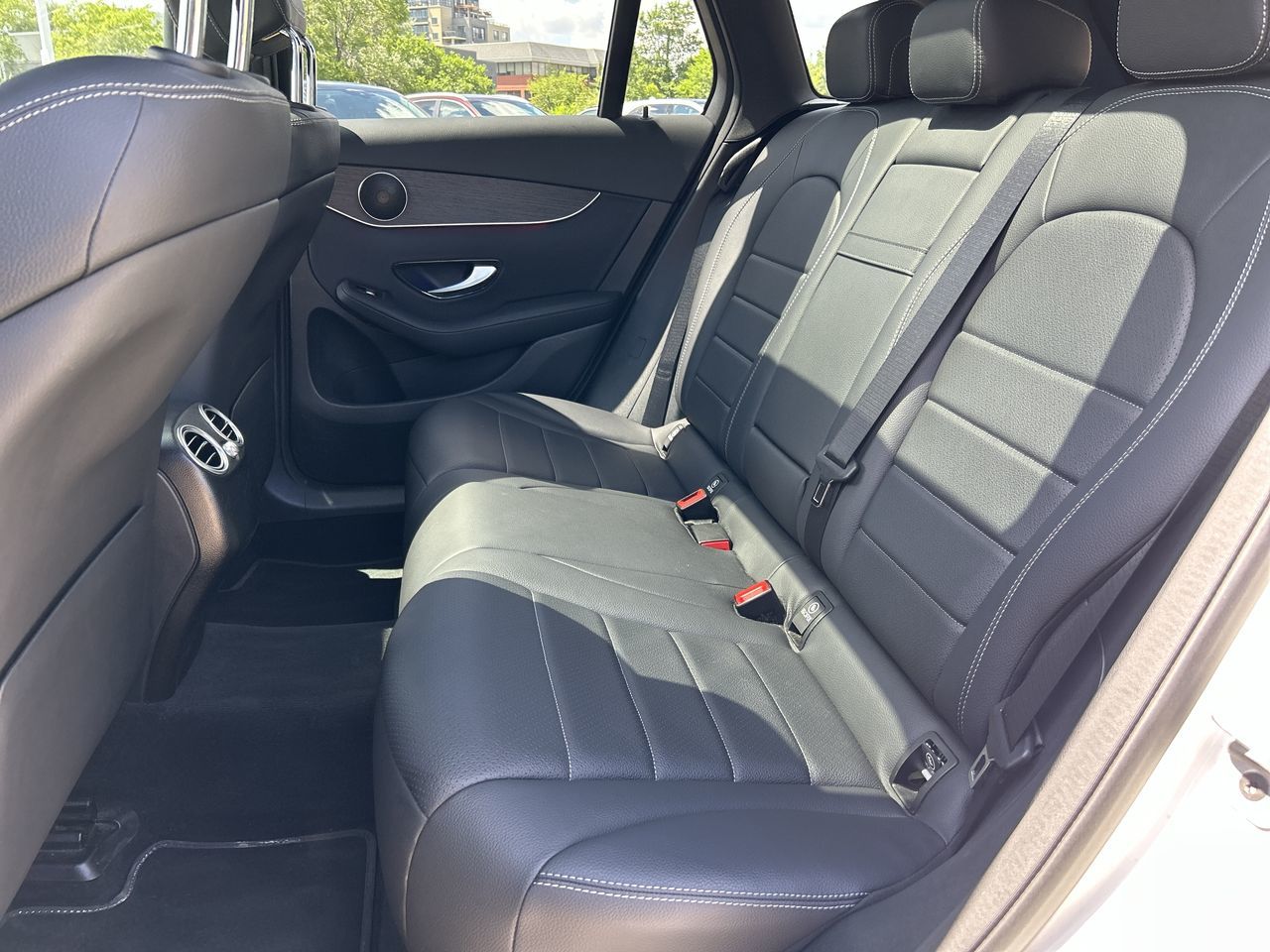 2022 Mercedes-Benz GLC300