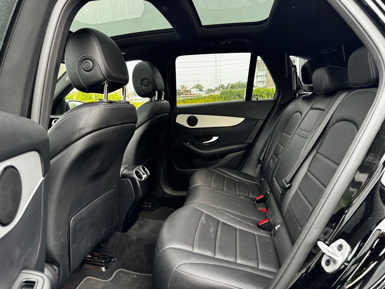 2022 Mercedes-Benz GLC300