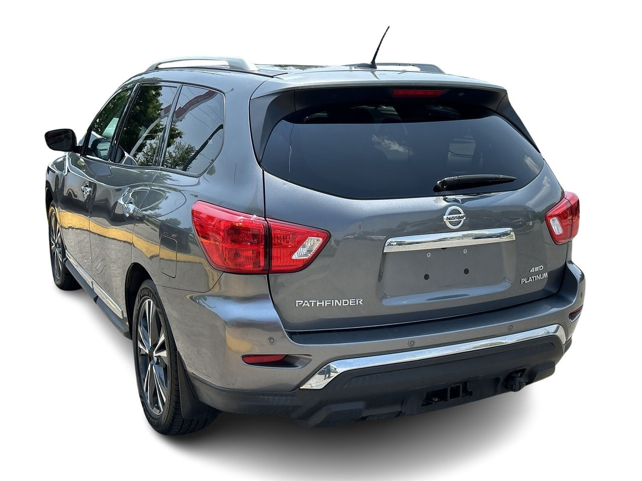 2017 Nissan Pathfinder in Markham, Ontario