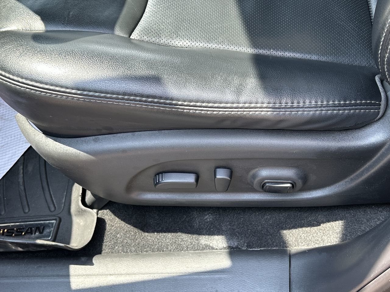 2017 Nissan Pathfinder in Markham, Ontario
