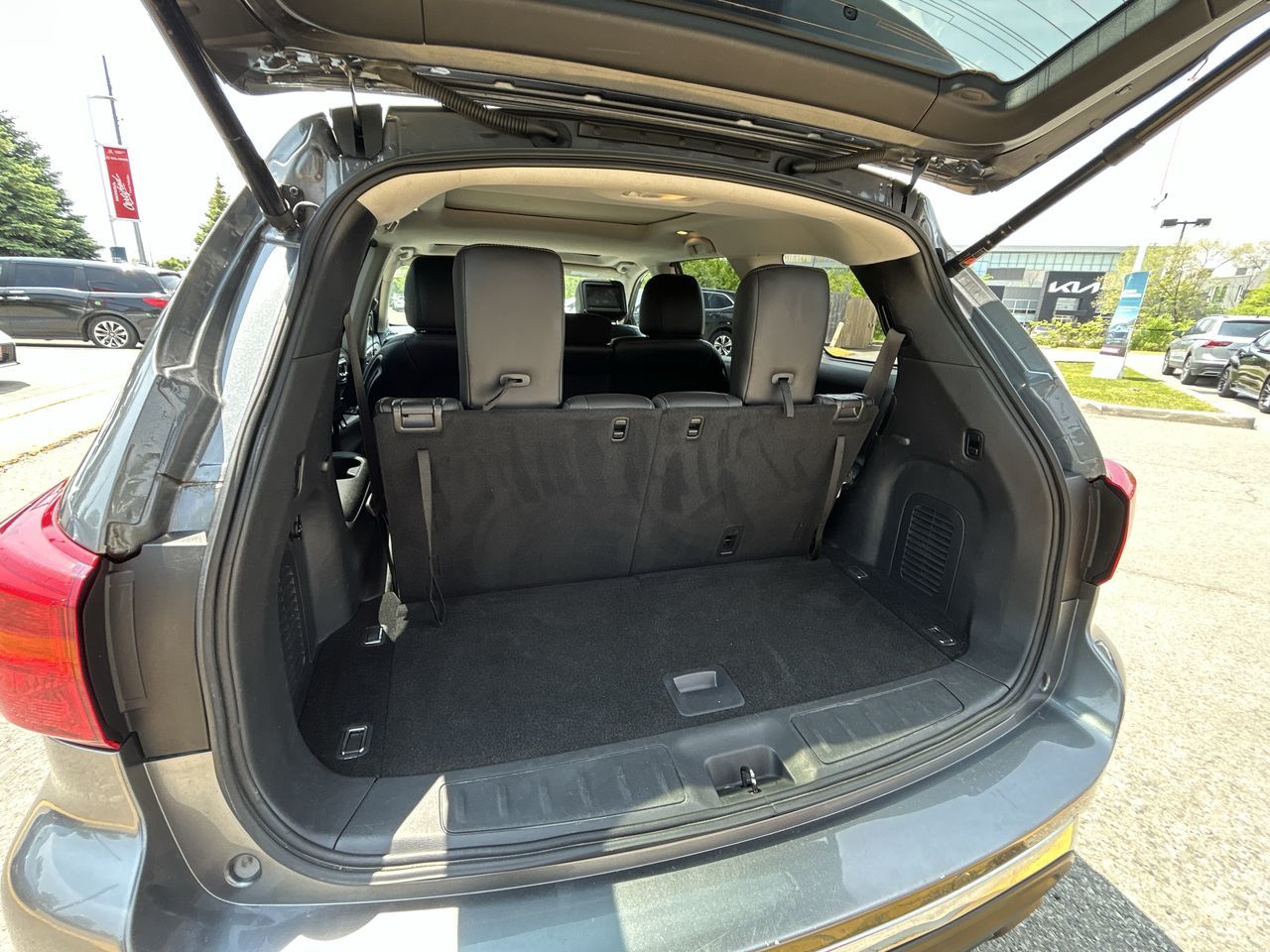 2017 Nissan Pathfinder in Markham, Ontario