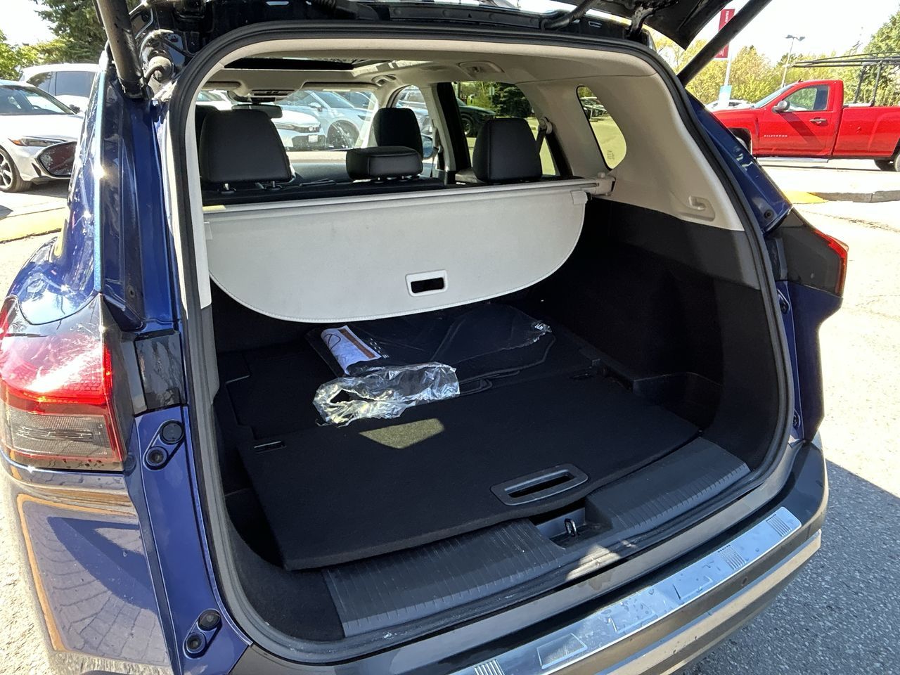 2023 Nissan Rogue in Markham, Ontario