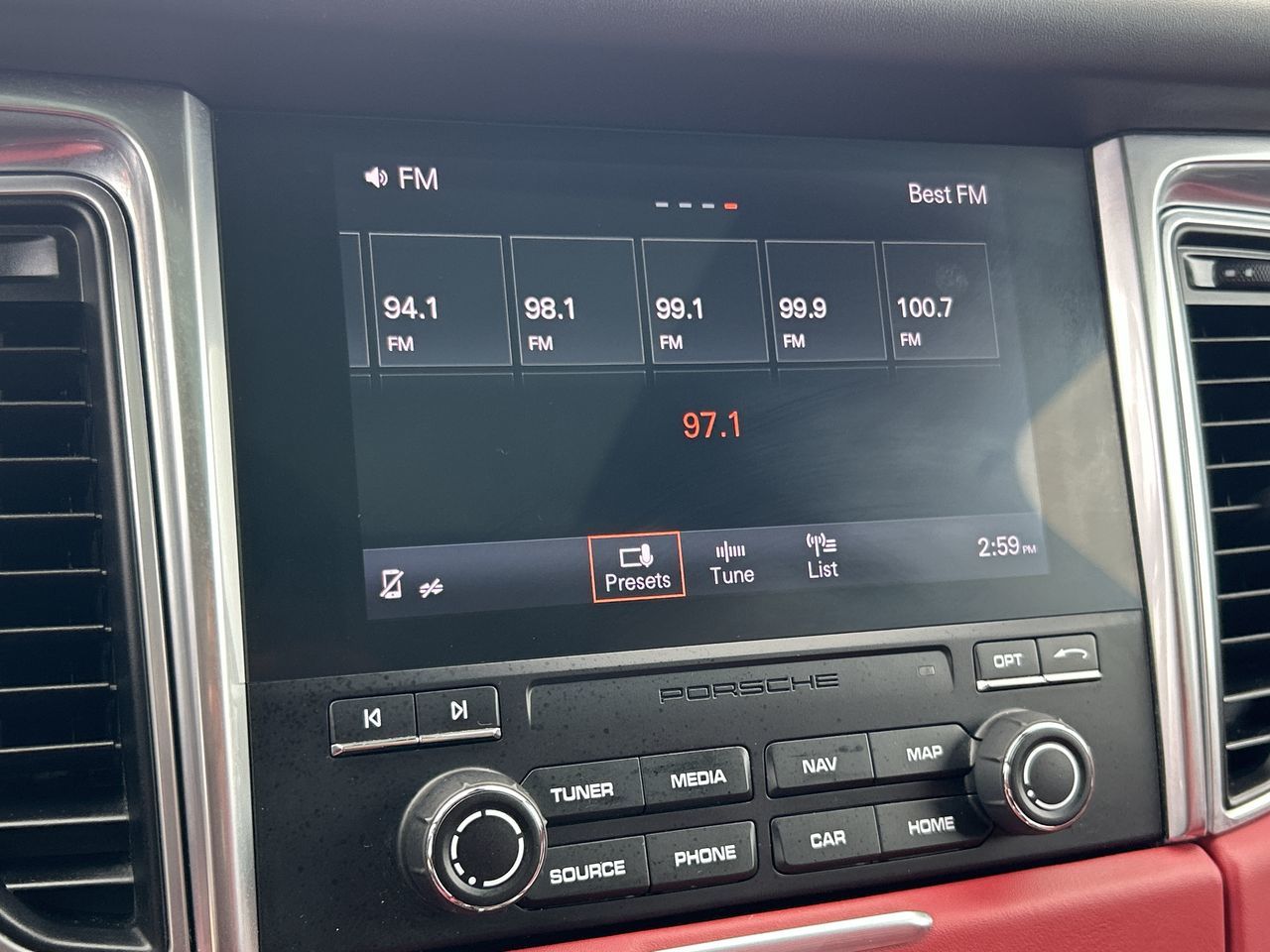 2018 Porsche Macan
