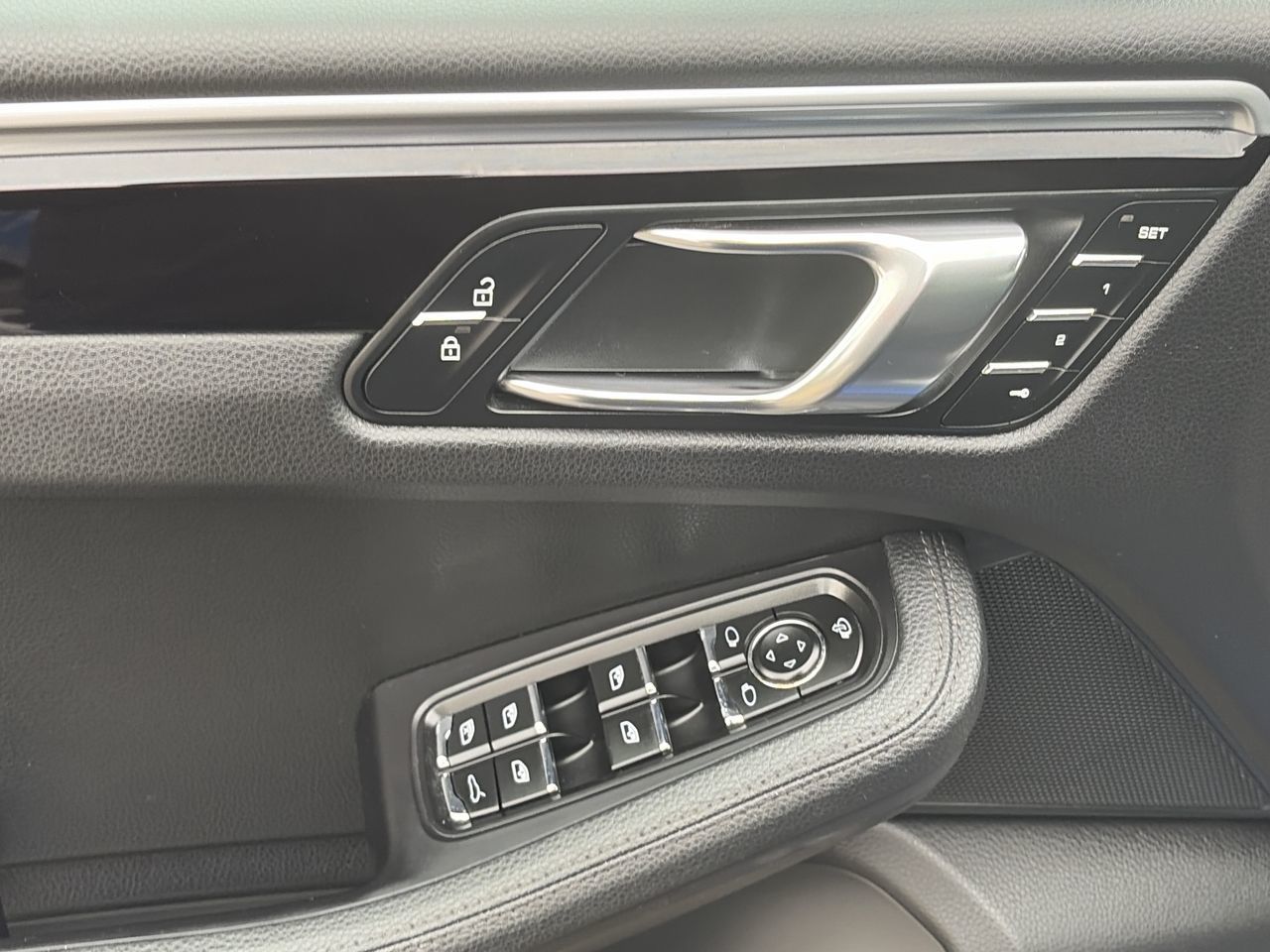 2020 Porsche Macan in Markham, Ontario