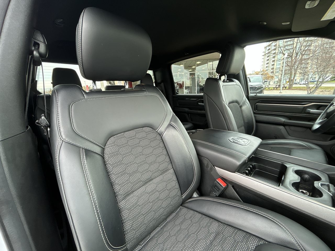 2022 Ram RAM 1500 Crew Cab 4x4 (DT)