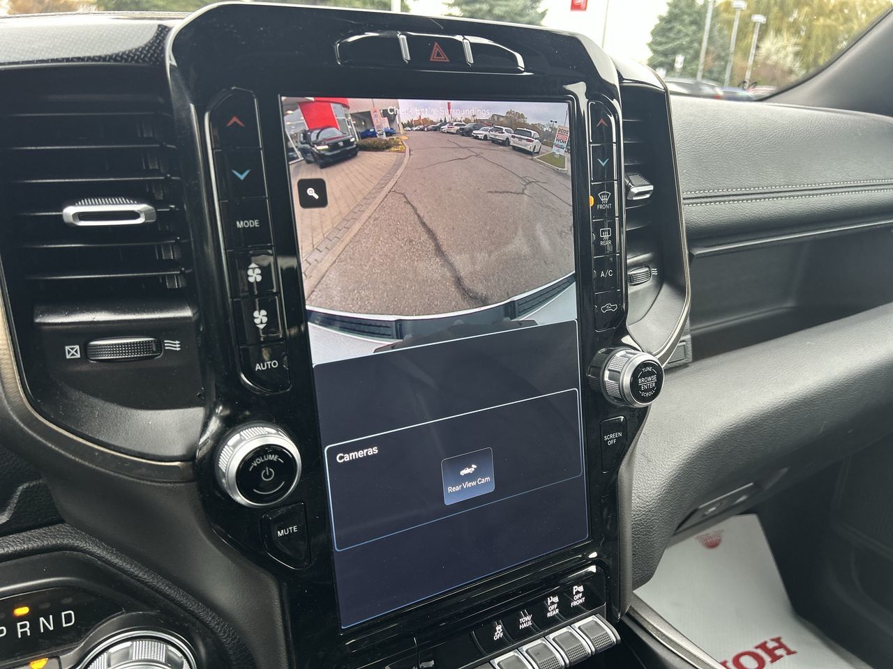 2022 Ram RAM 1500 Crew Cab 4x4 (DT)