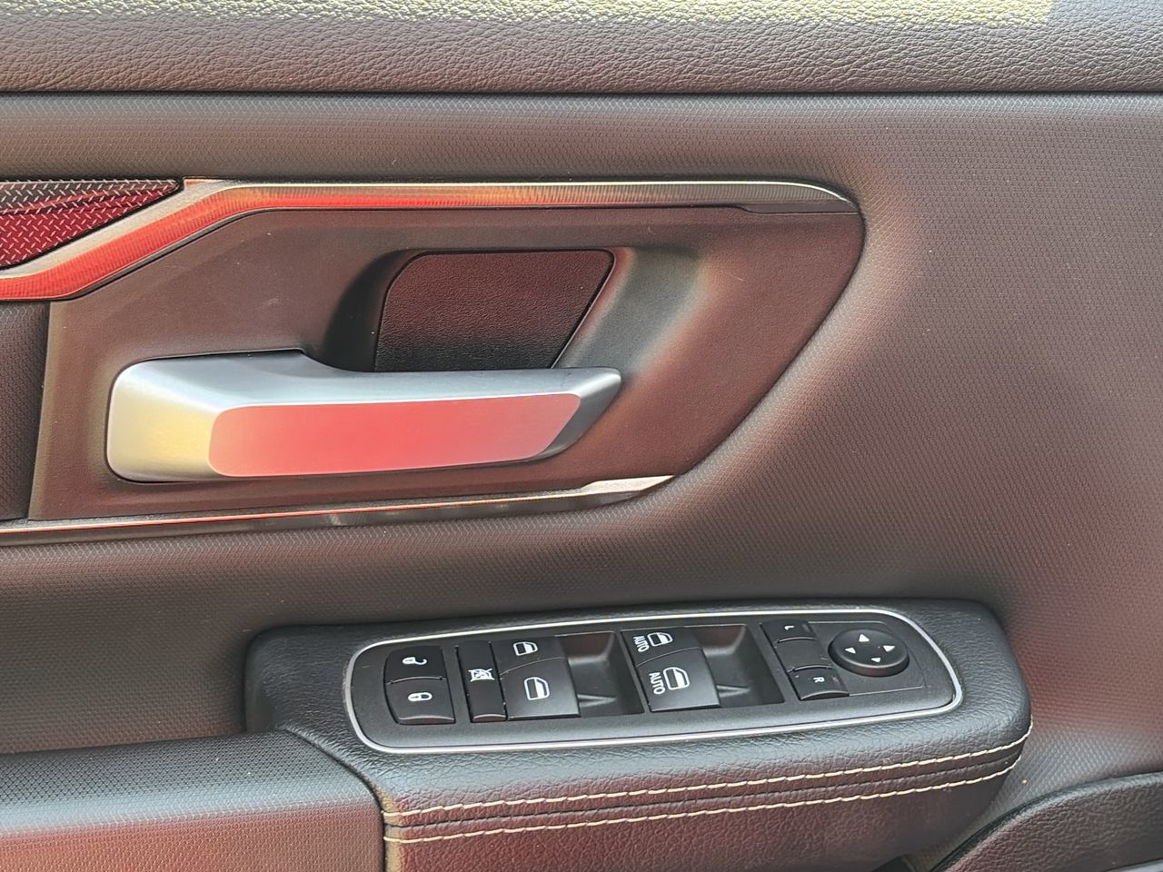 2022 Ram RAM 1500 Crew Cab 4x4 (DT)