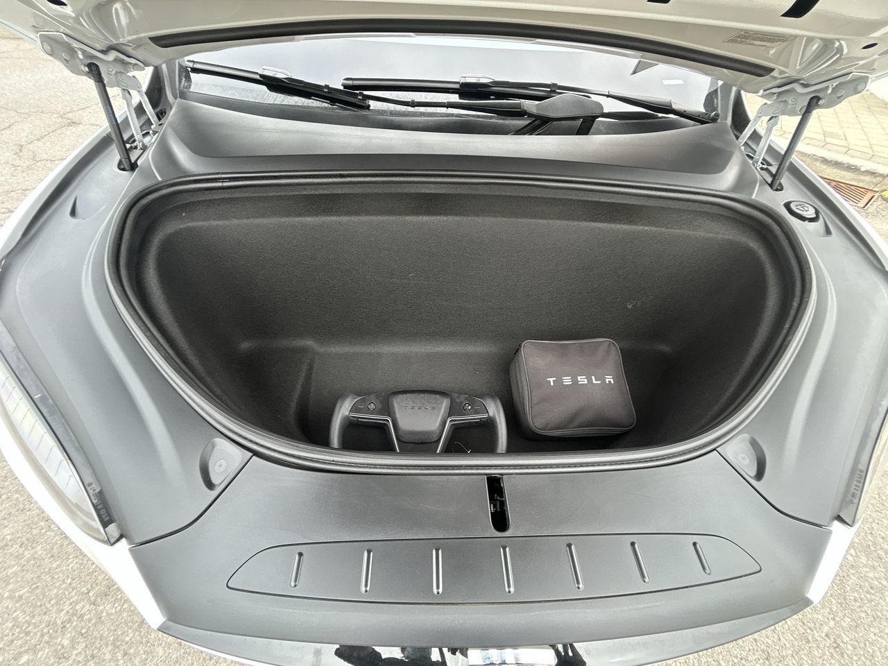 2023 Tesla Model X in Markham, Ontario