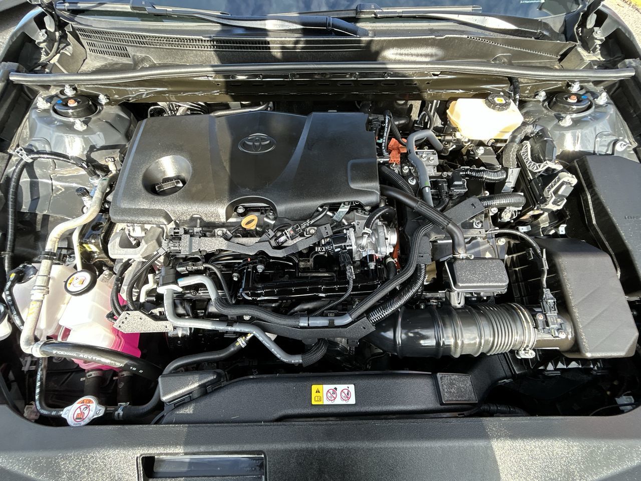 2025 Toyota Camry Hybrid