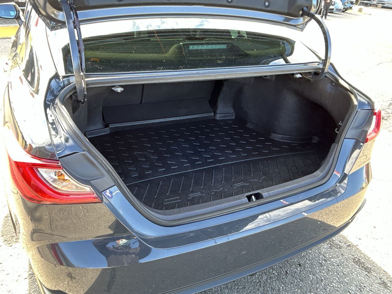 2025 Toyota Camry Hybrid