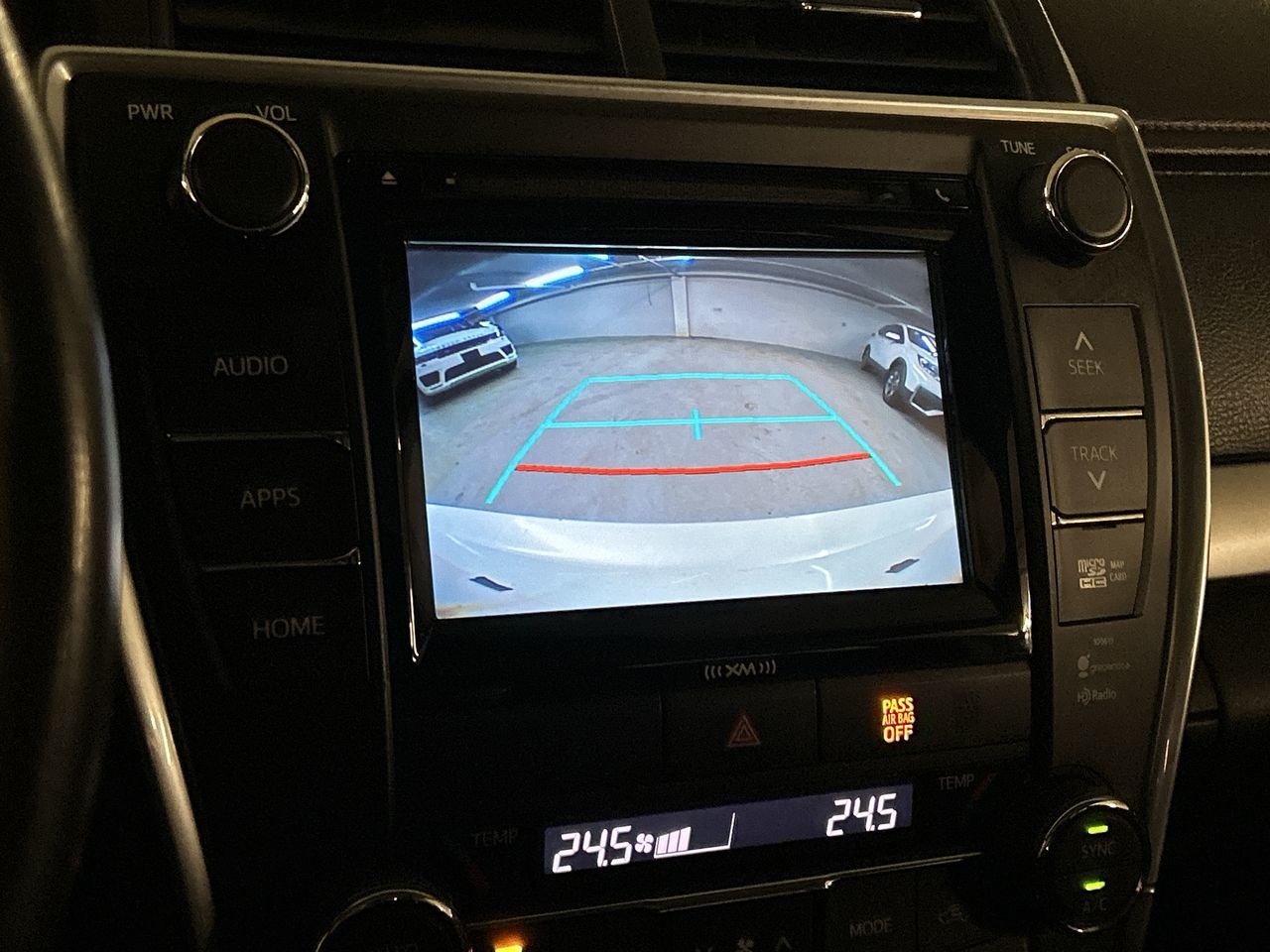 2017 Toyota Camry in Markham, Ontario