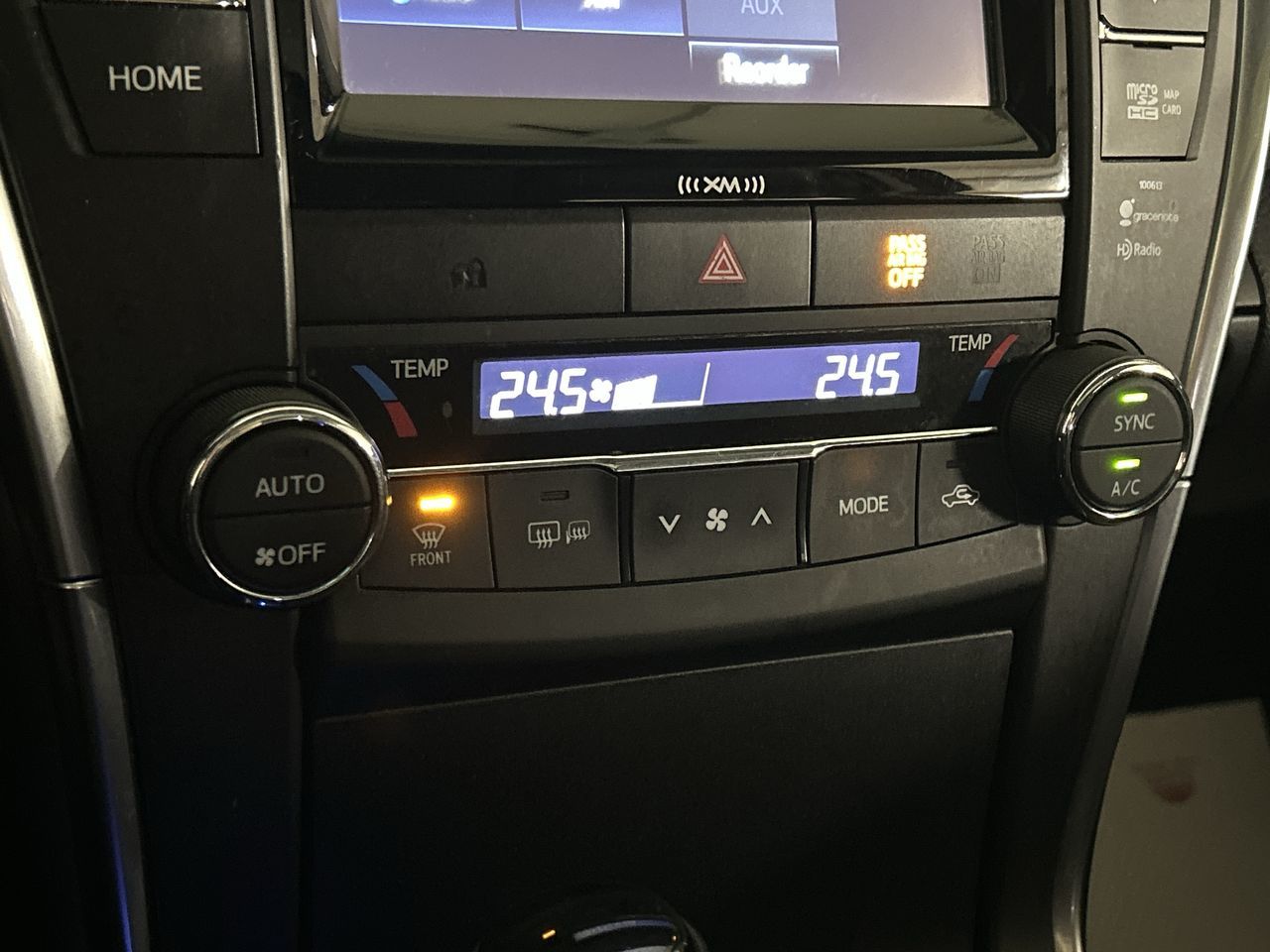 2017 Toyota Camry in Markham, Ontario