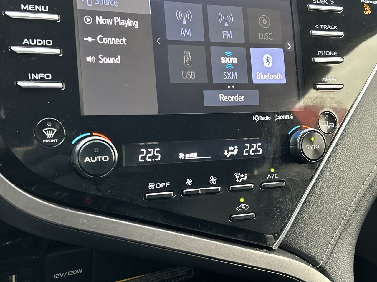 2018 Toyota Camry in Markham, Ontario