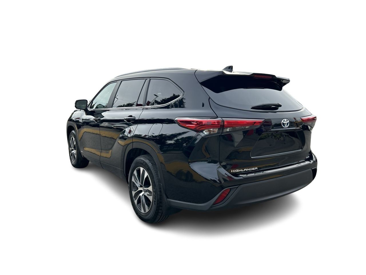 2023 Toyota Highlander Hybrid in Markham, Ontario