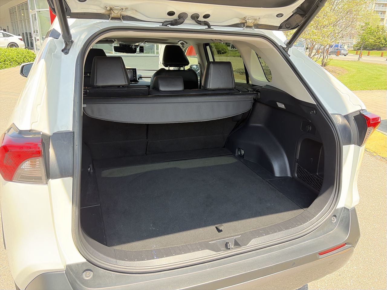 2021 Toyota RAV4 Hybrid in Markham, Ontario