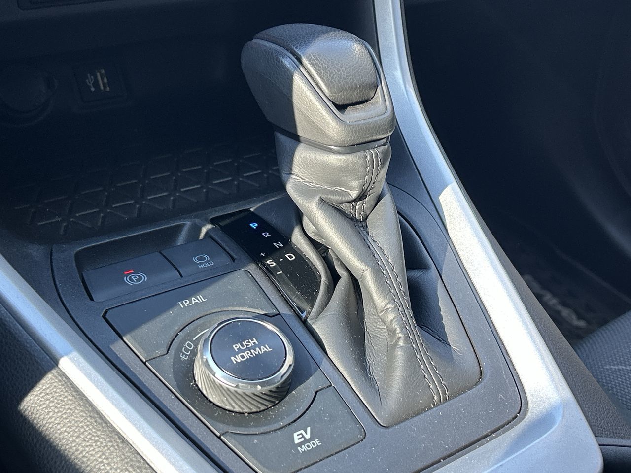 2024 Toyota RAV4 Hybrid