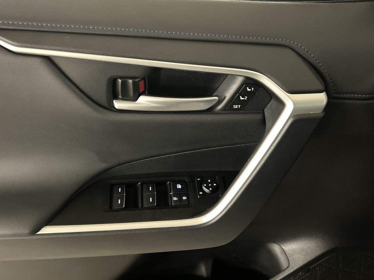 2025 Toyota RAV4 Hybrid