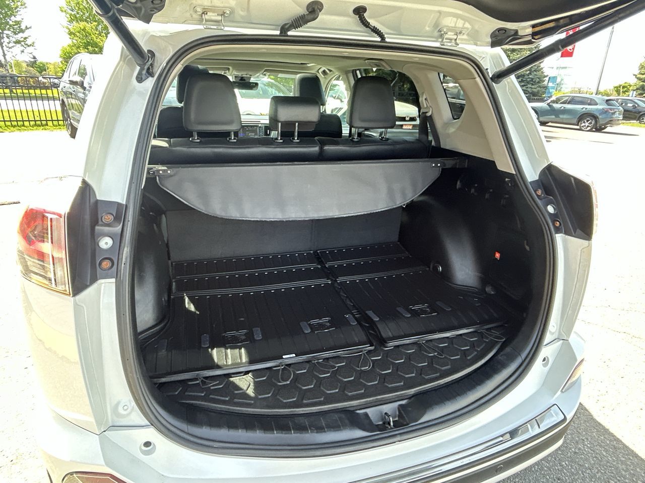2016 Toyota RAV4 in Markham, Ontario