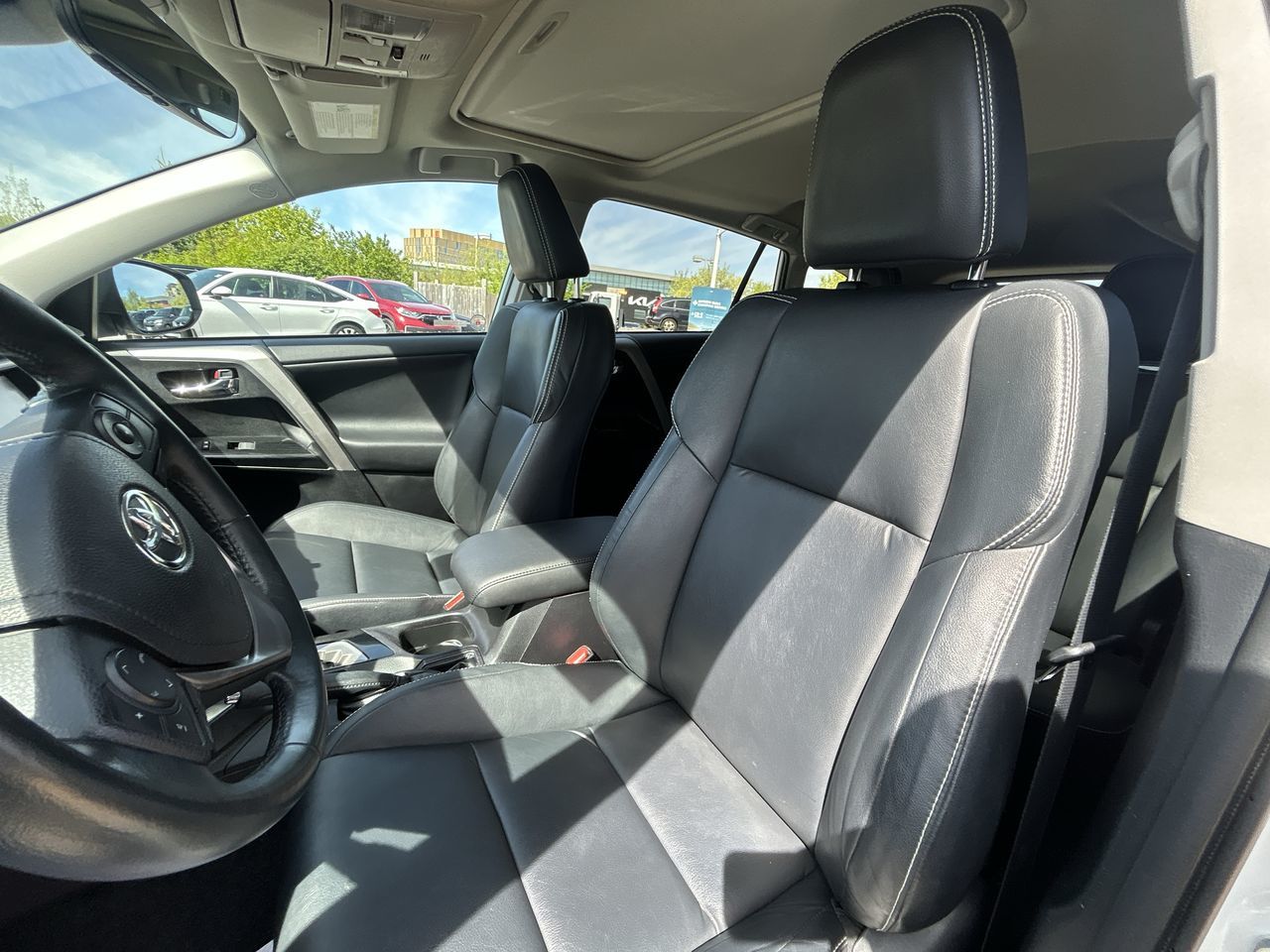 2016 Toyota RAV4 in Markham, Ontario