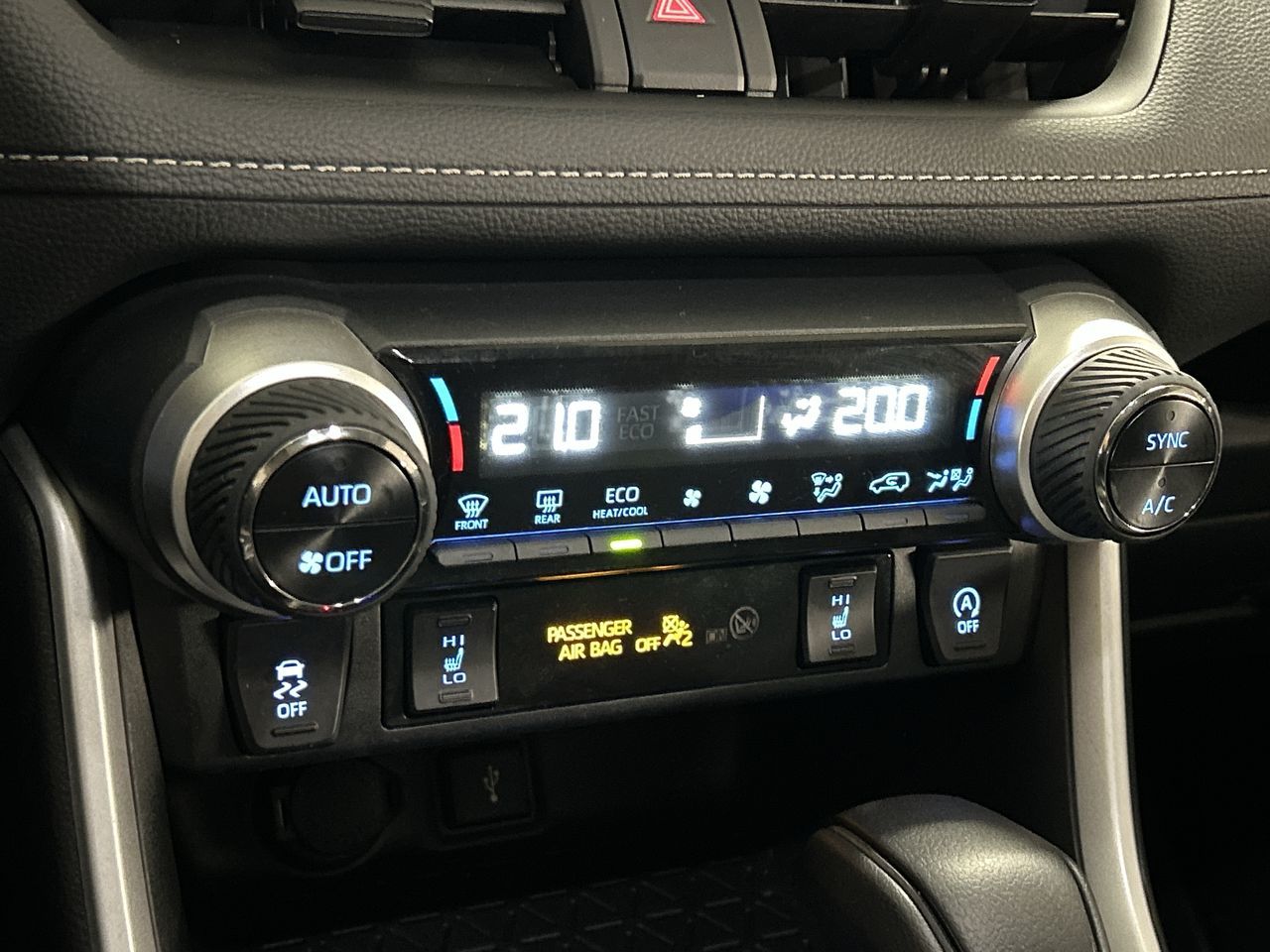 2022 Toyota RAV4 in Markham, Ontario