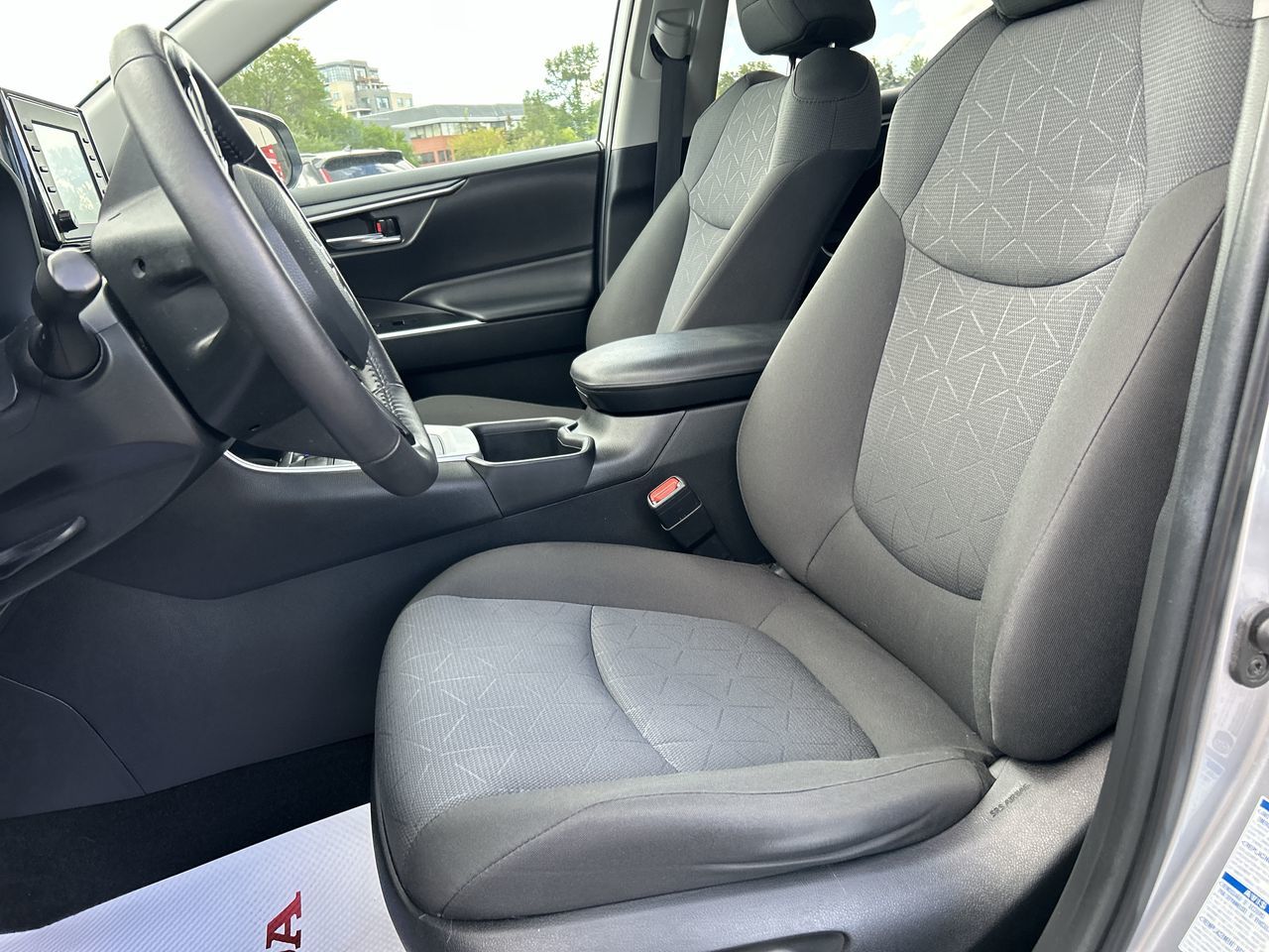 Toyota RAV4  2022 à Markham, Ontario