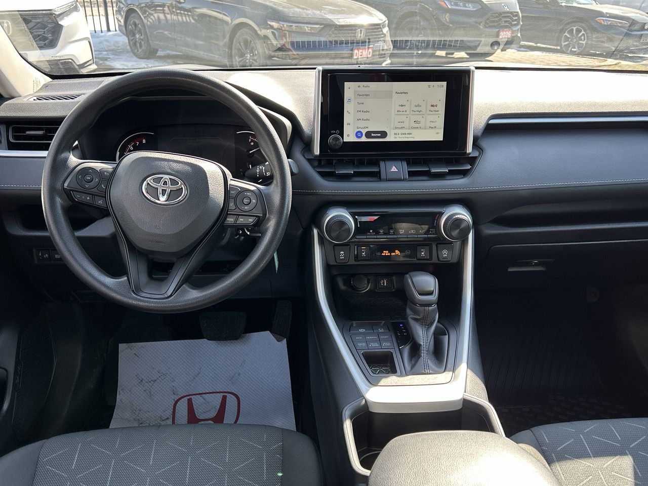 Toyota RAV4  2023 à Markham, Ontario
