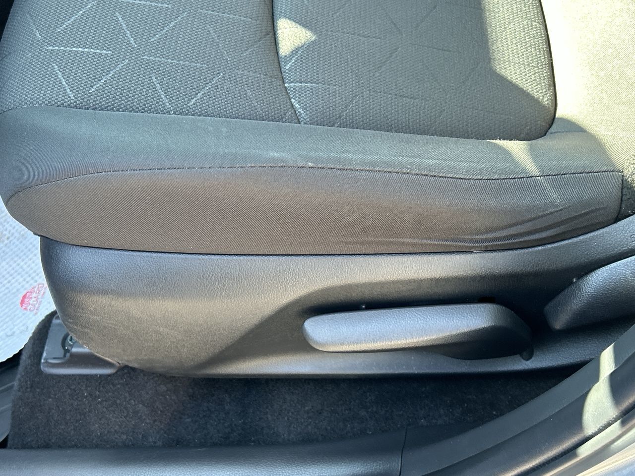 Toyota RAV4  2023 à Markham, Ontario