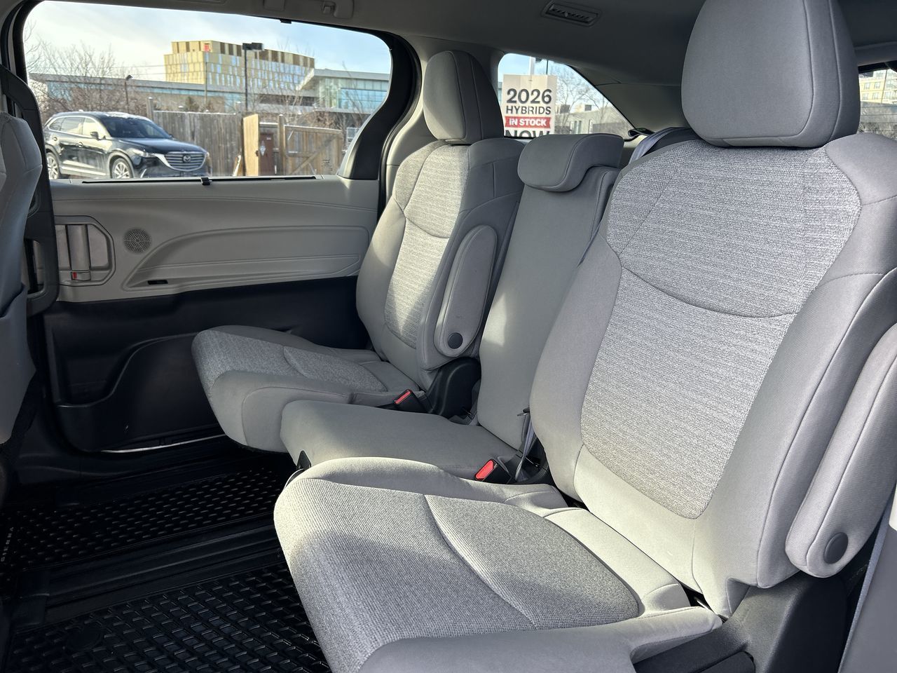 2022 Toyota Sienna Hybrid