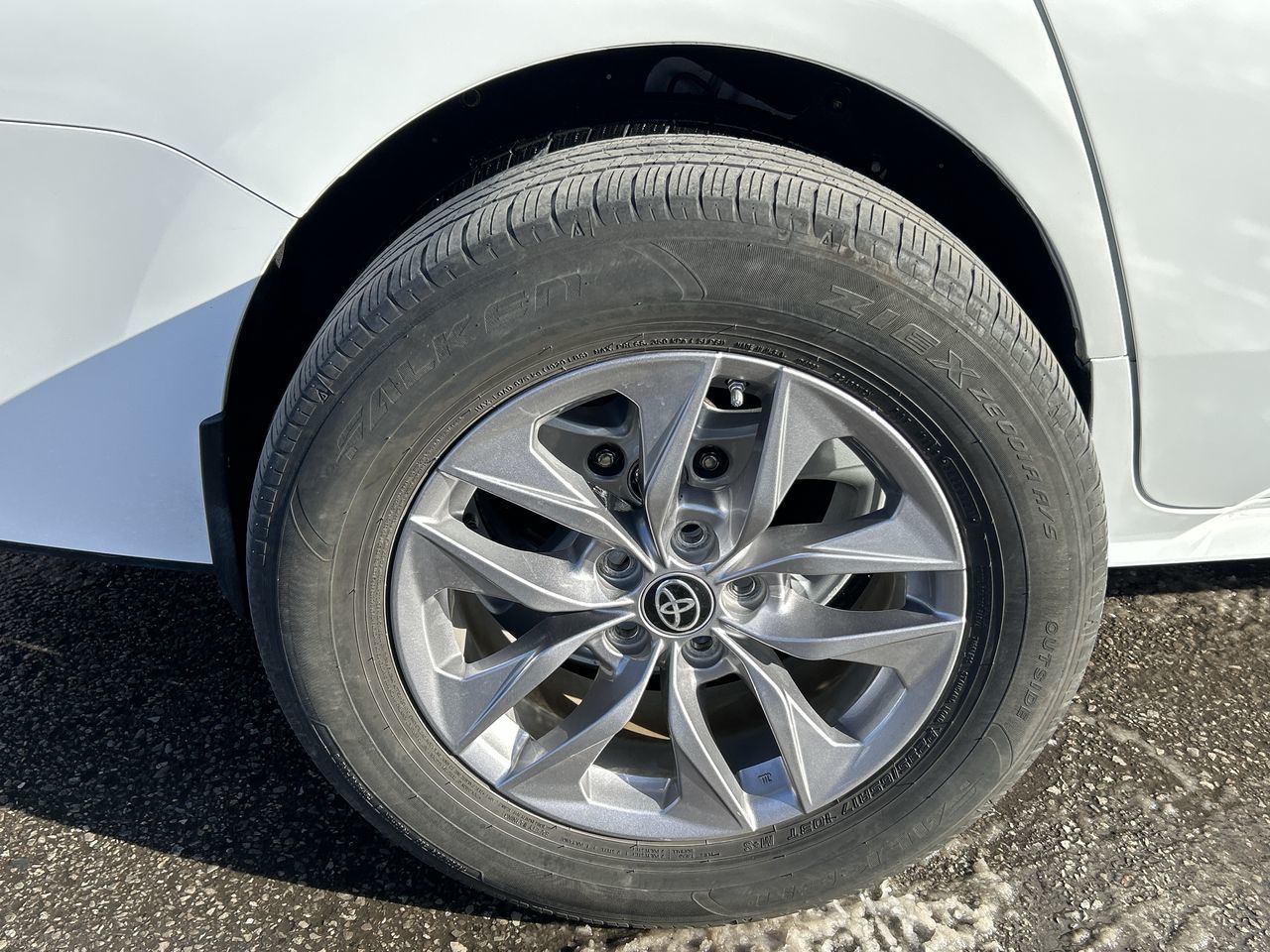 2022 Toyota Sienna Hybrid