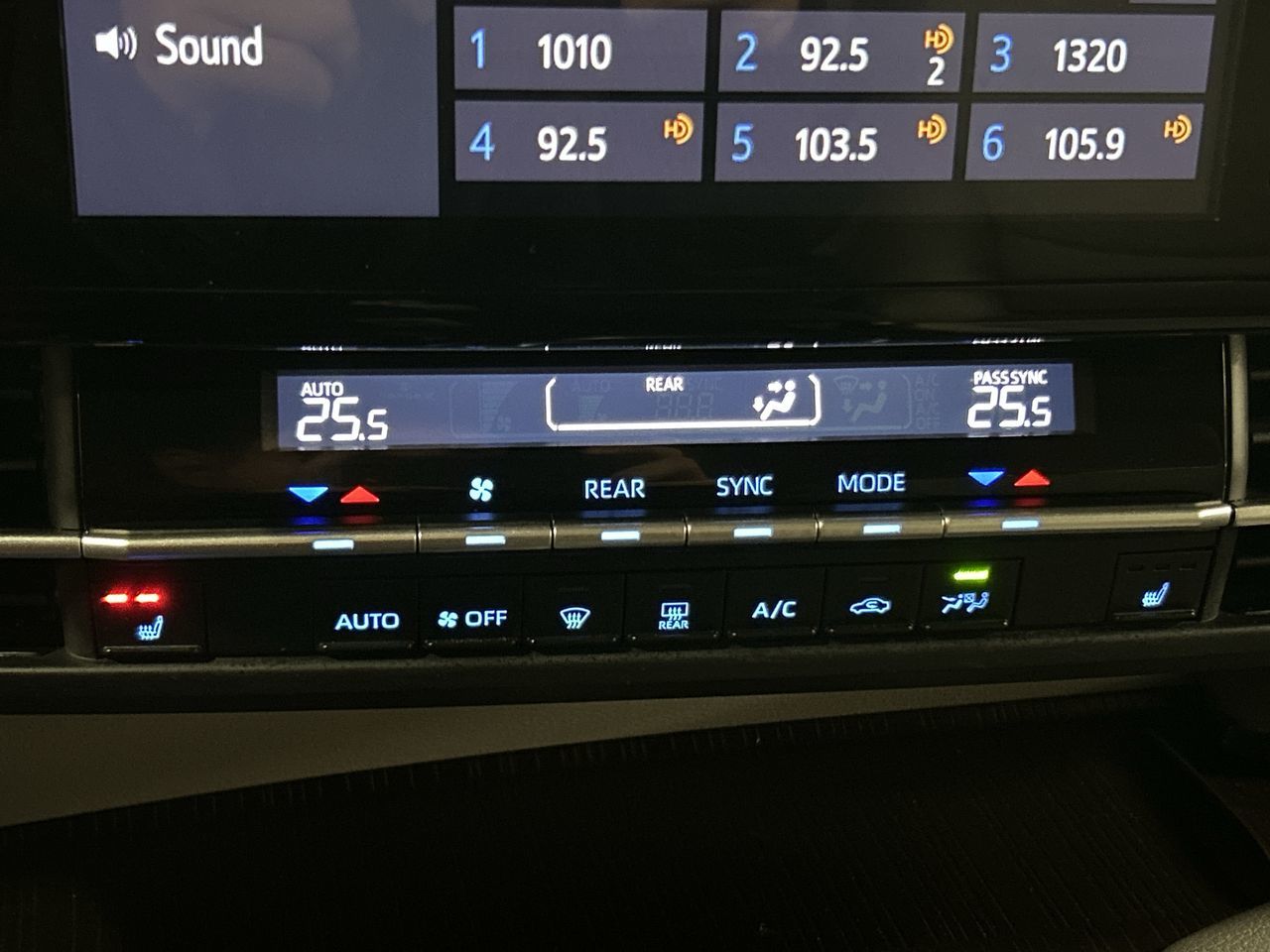 2022 Toyota Sienna Hybrid