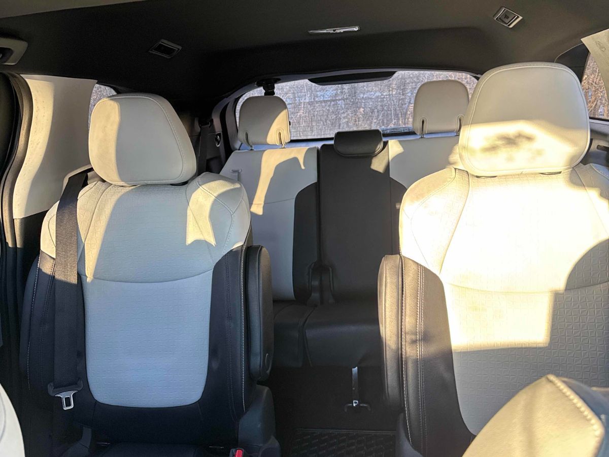 2025 Toyota Sienna Hybrid in Markham, Ontario