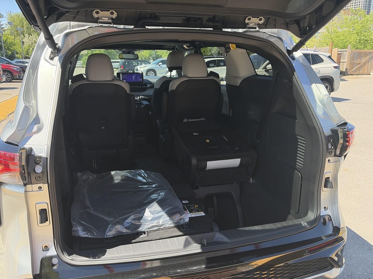 2025 Toyota Sienna Hybrid