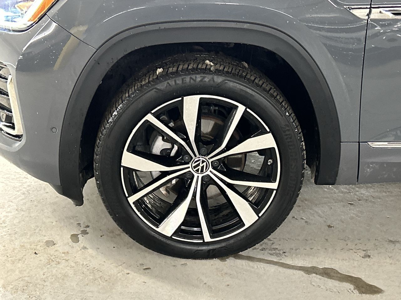 2024 Volkswagen Atlas Cross Sport