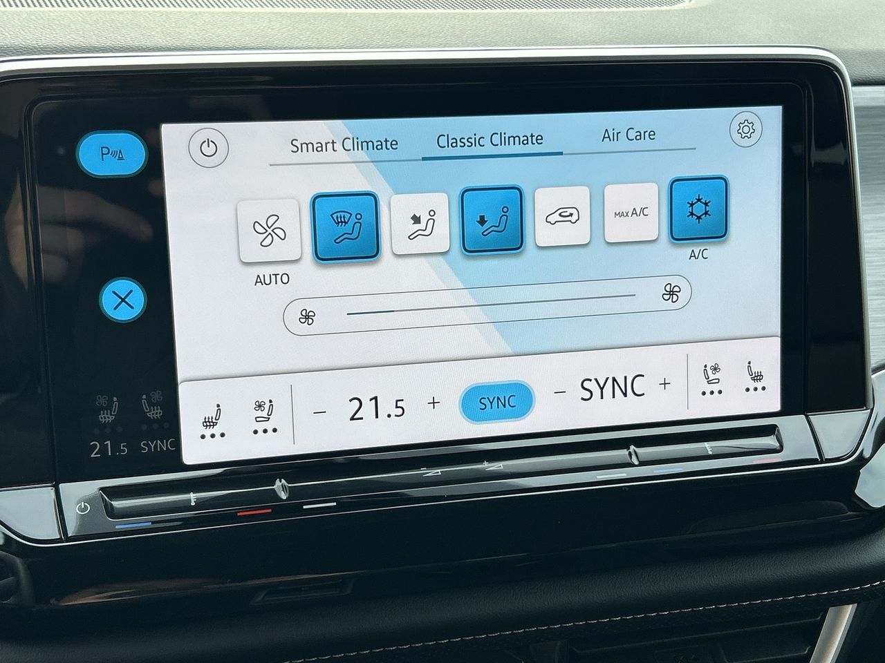 2025 Volkswagen Atlas Cross Sport