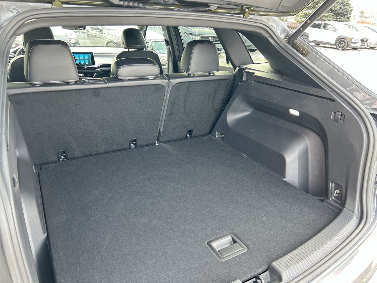 2025 Volkswagen Atlas Cross Sport