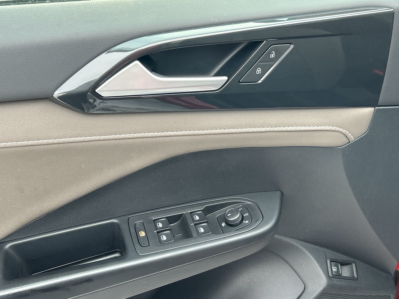 2022 Volkswagen Taos in Markham, Ontario