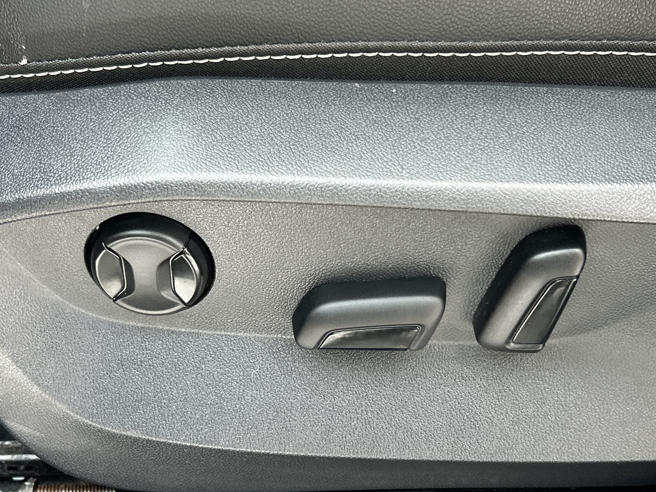 2022 Volkswagen Taos in Markham, Ontario