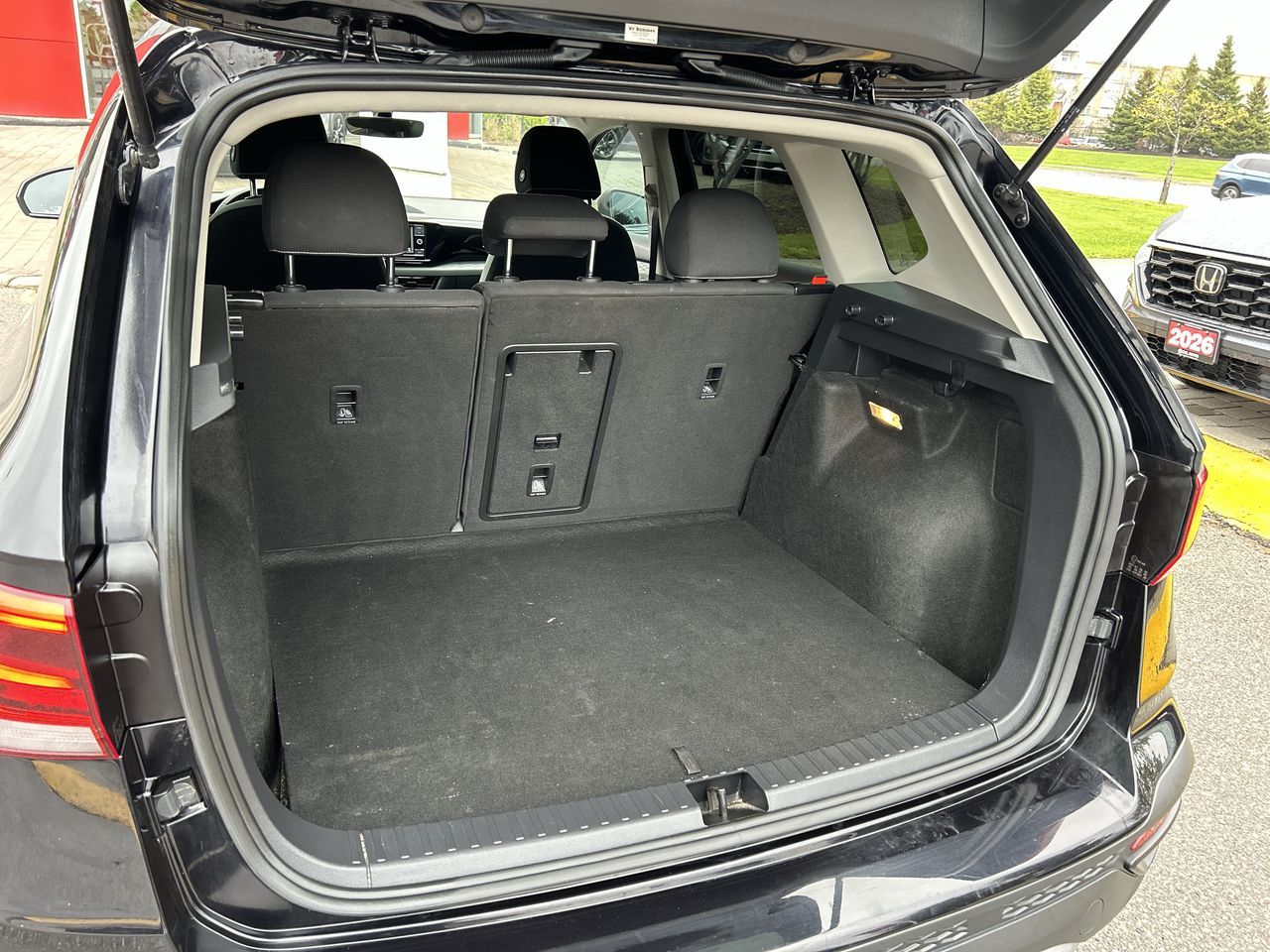 2023 Volkswagen Taos