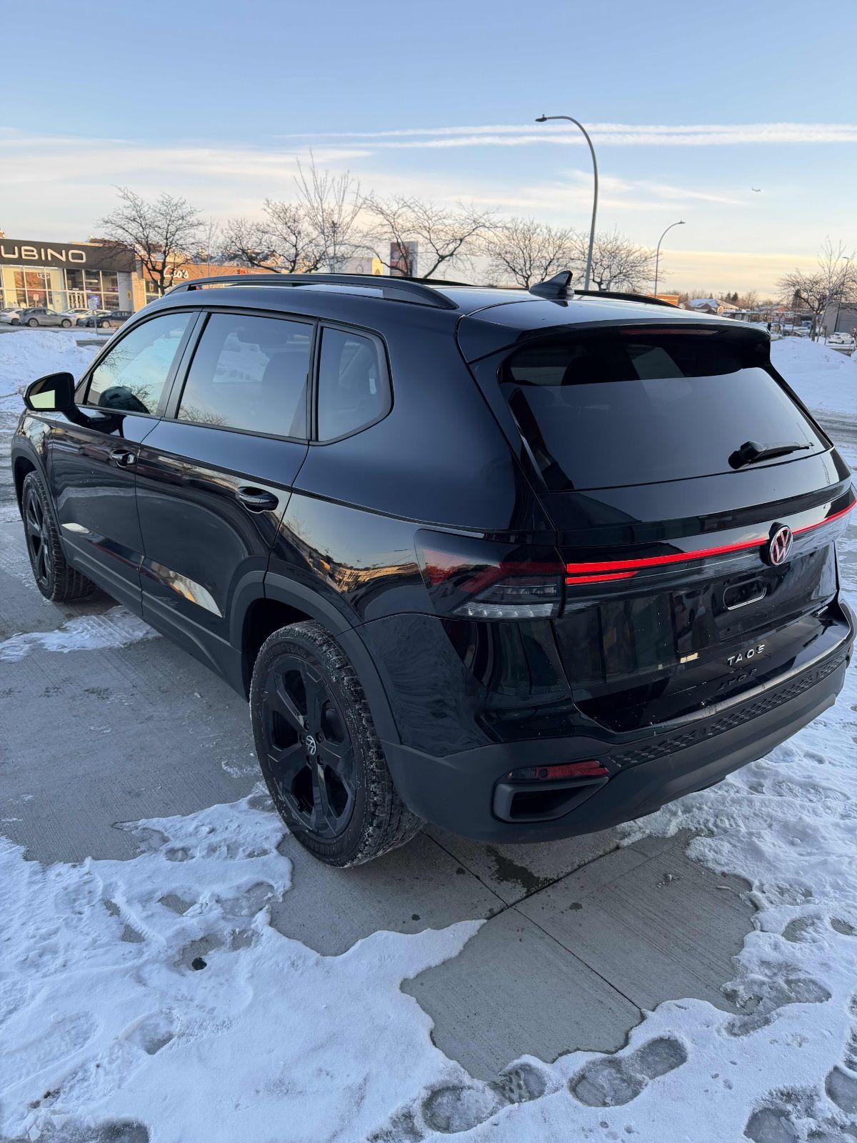 2025 Volkswagen Taos