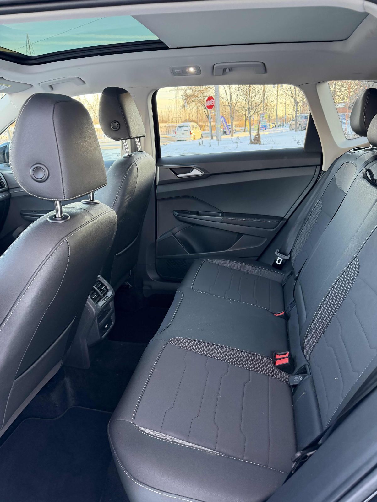 2025 Volkswagen Taos