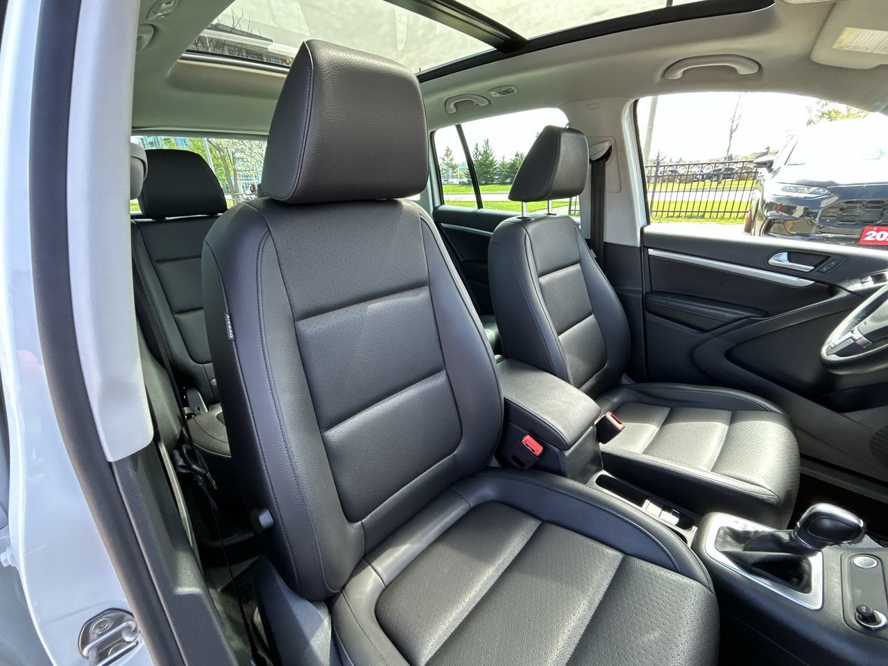 2017 Volkswagen Tiguan in Markham, Ontario