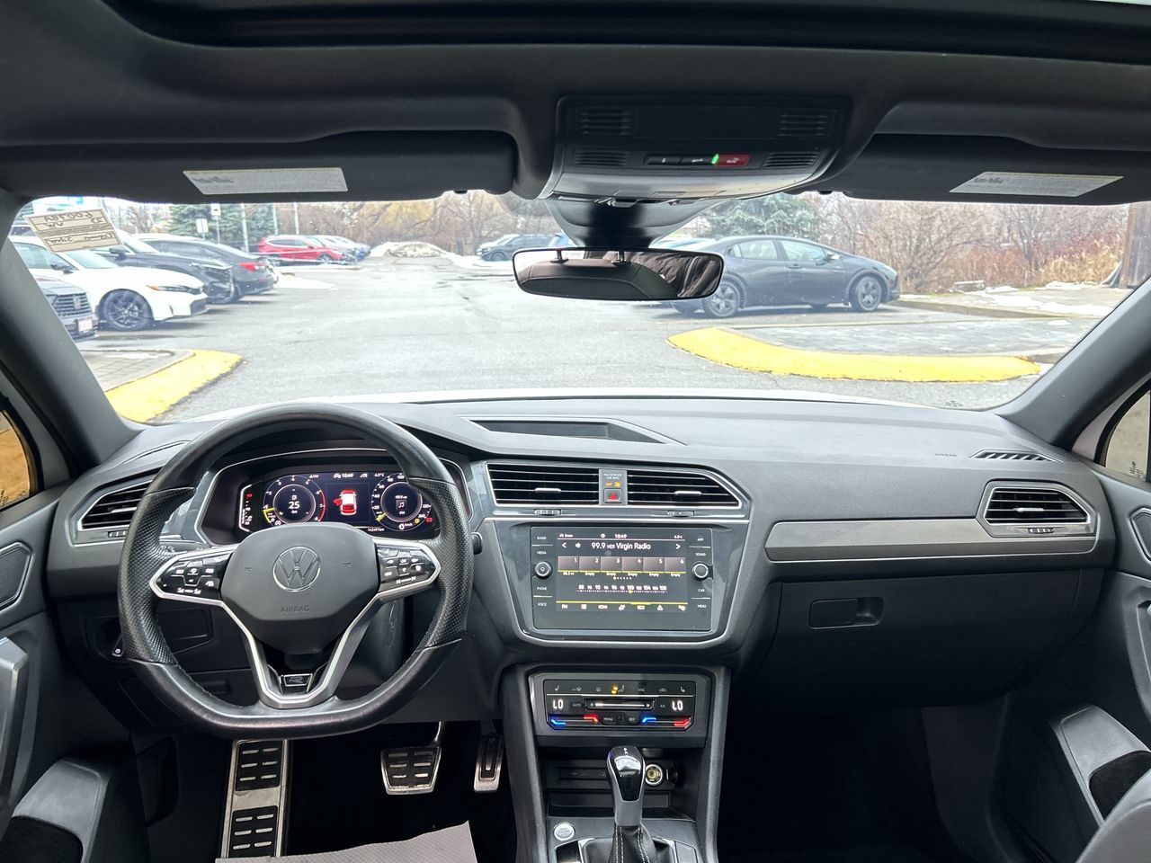 Volkswagen Tiguan  2023 à Markham, Ontario