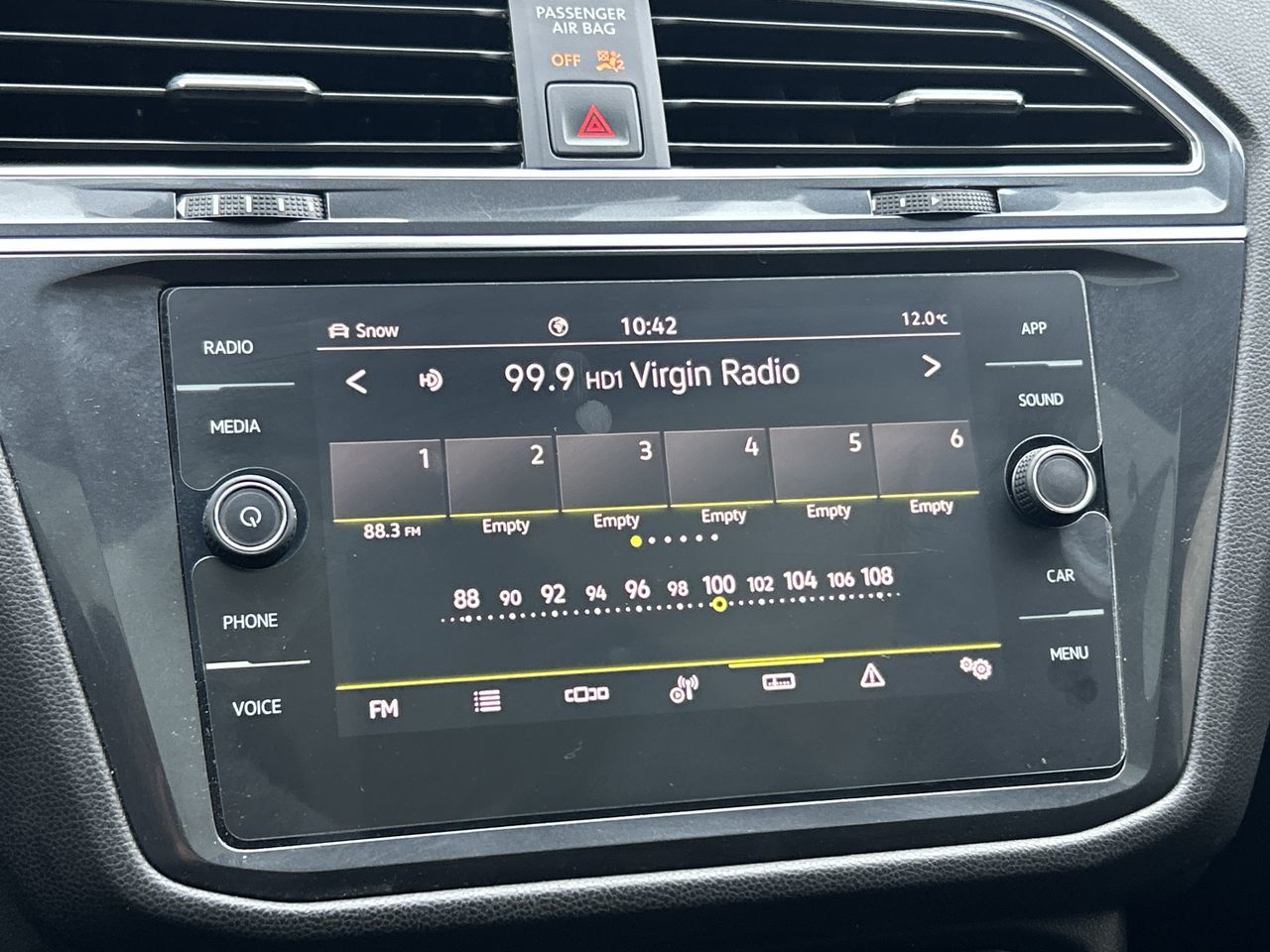 Volkswagen Tiguan  2023 à Markham, Ontario