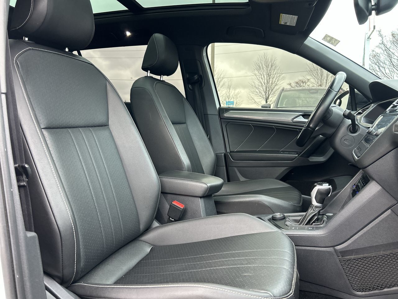 Volkswagen Tiguan  2023 à Markham, Ontario