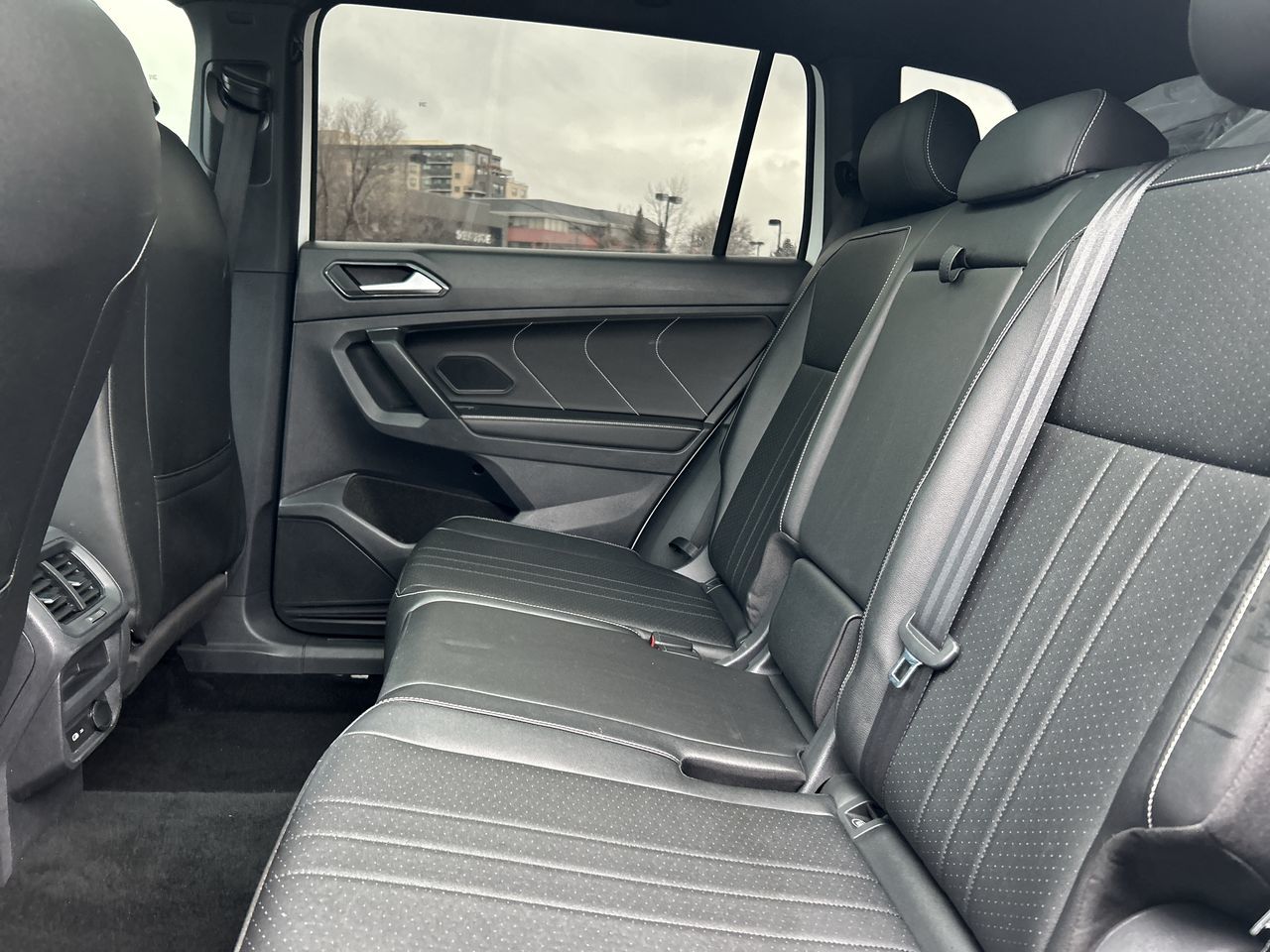 Volkswagen Tiguan  2023 à Markham, Ontario