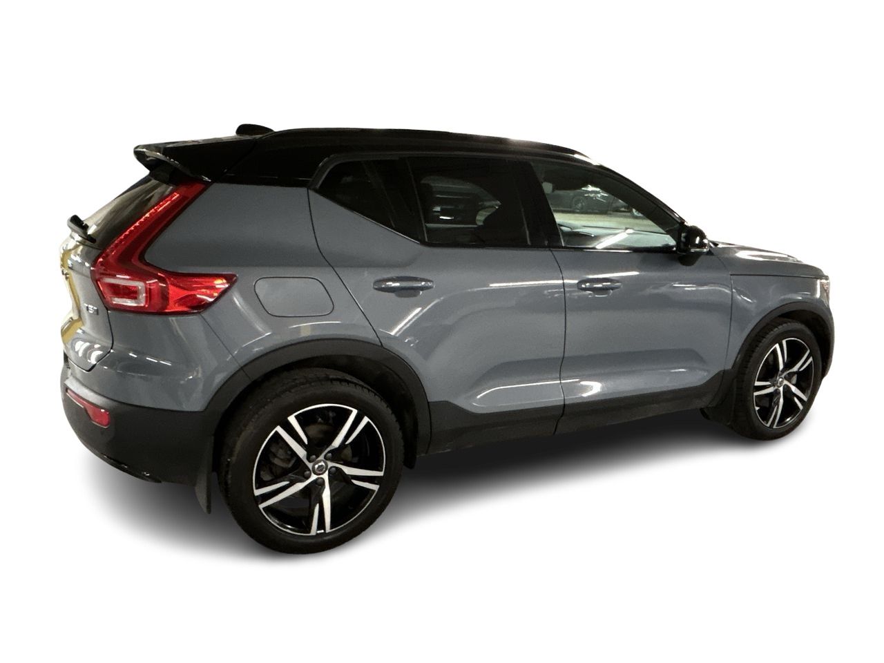 2022 Volvo XC40 in Markham, Ontario