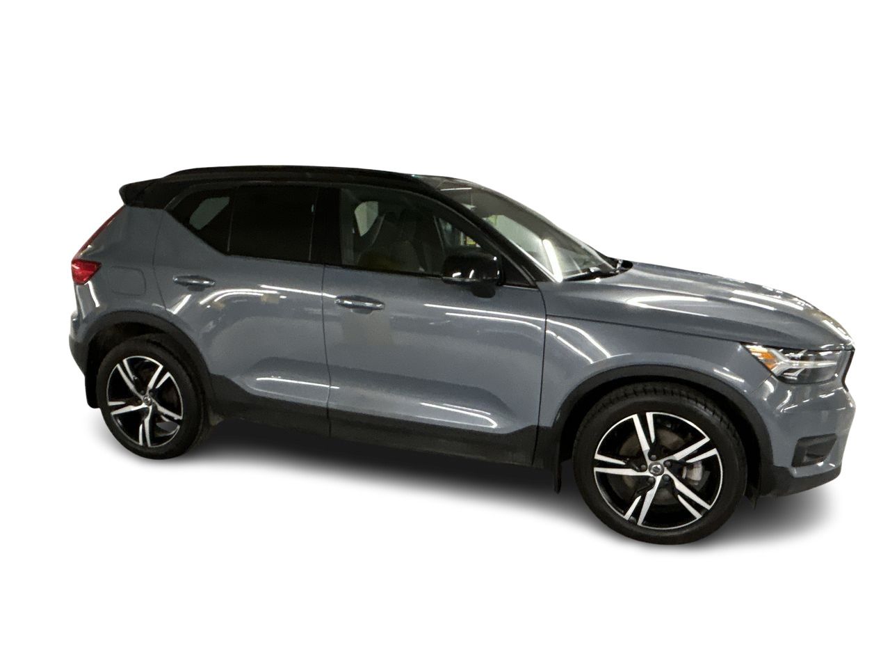 2022 Volvo XC40 in Markham, Ontario